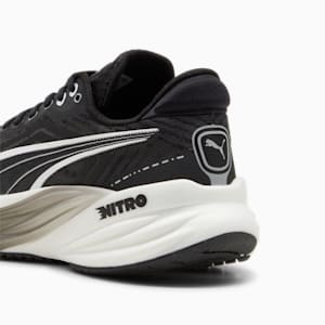 Chaussures de running Magnify NITRO™ Tech 2 Femme, PUMA Black-PUMA White, extralarge